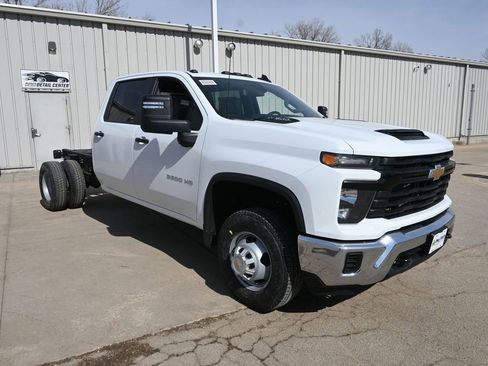 New 2026 Chevrolet Silverado 3500 W/T w/ WT Convenience Package image 3