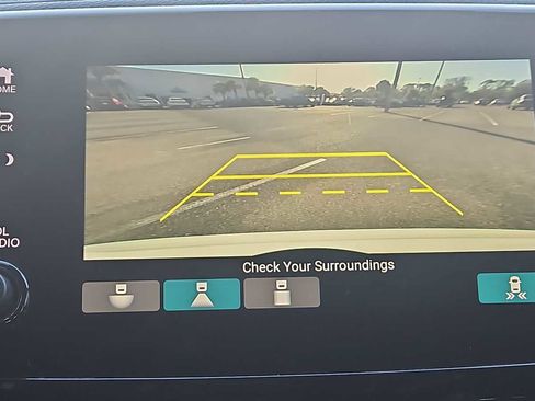 Used 2022 Honda Pilot Sport image 23