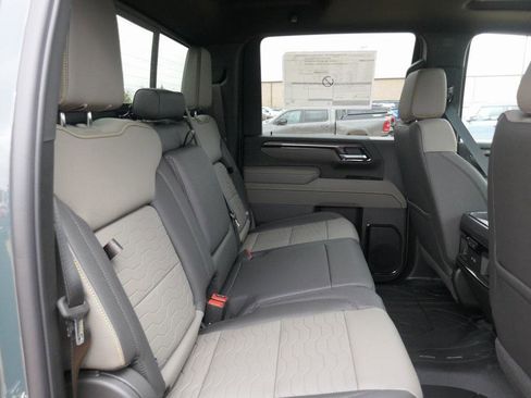 New 2026 Chevrolet Silverado 2500 ZR2 w/ LPO, Dark Essentials Package image 17