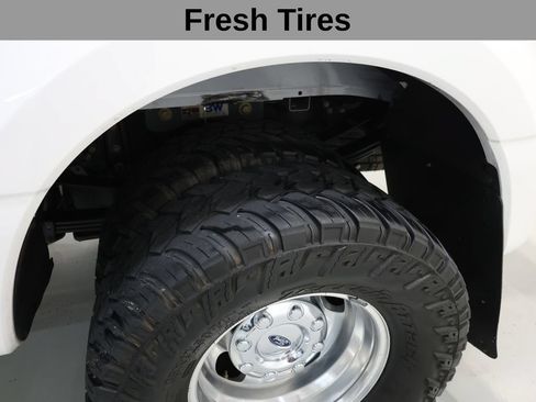 Used 2023 Ford F350 Lariat w/ FX4 Off-Road Package AWD/4WD image 7