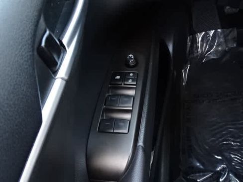 Certified 2023 Toyota Camry SE FWD image 34