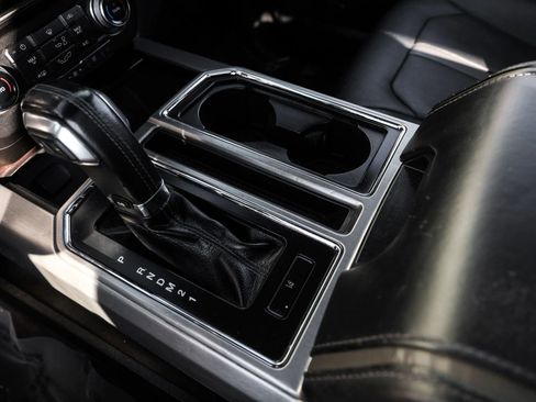 Used 2016 Ford F150 Platinum w/ Equipment Group 701A Luxury image 24