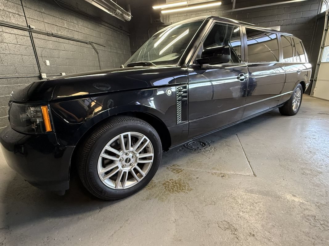 Used 2012 Land Rover Range Rover HSE AWD/4WD image 8