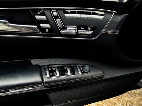 Used 2013 Mercedes-Benz S 550 4MATIC image 11