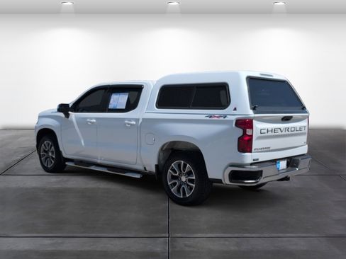 Used 2020 Chevrolet Silverado 1500 LT image 3