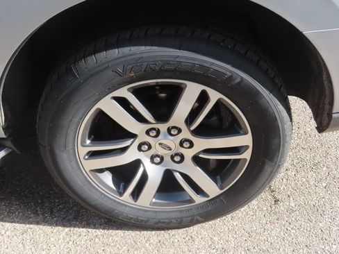 Used 2023 Ford Expedition Limited AWD/4WD image 18