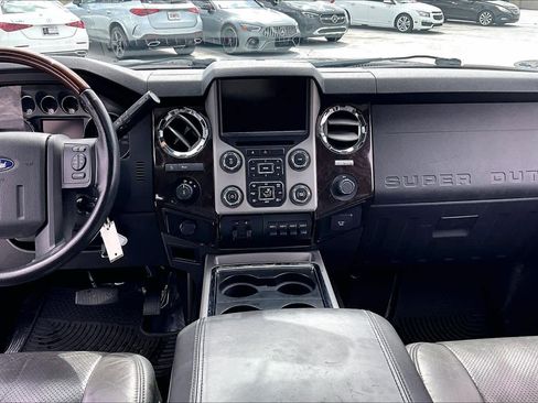 Used 2014 Ford F350 Platinum image 6