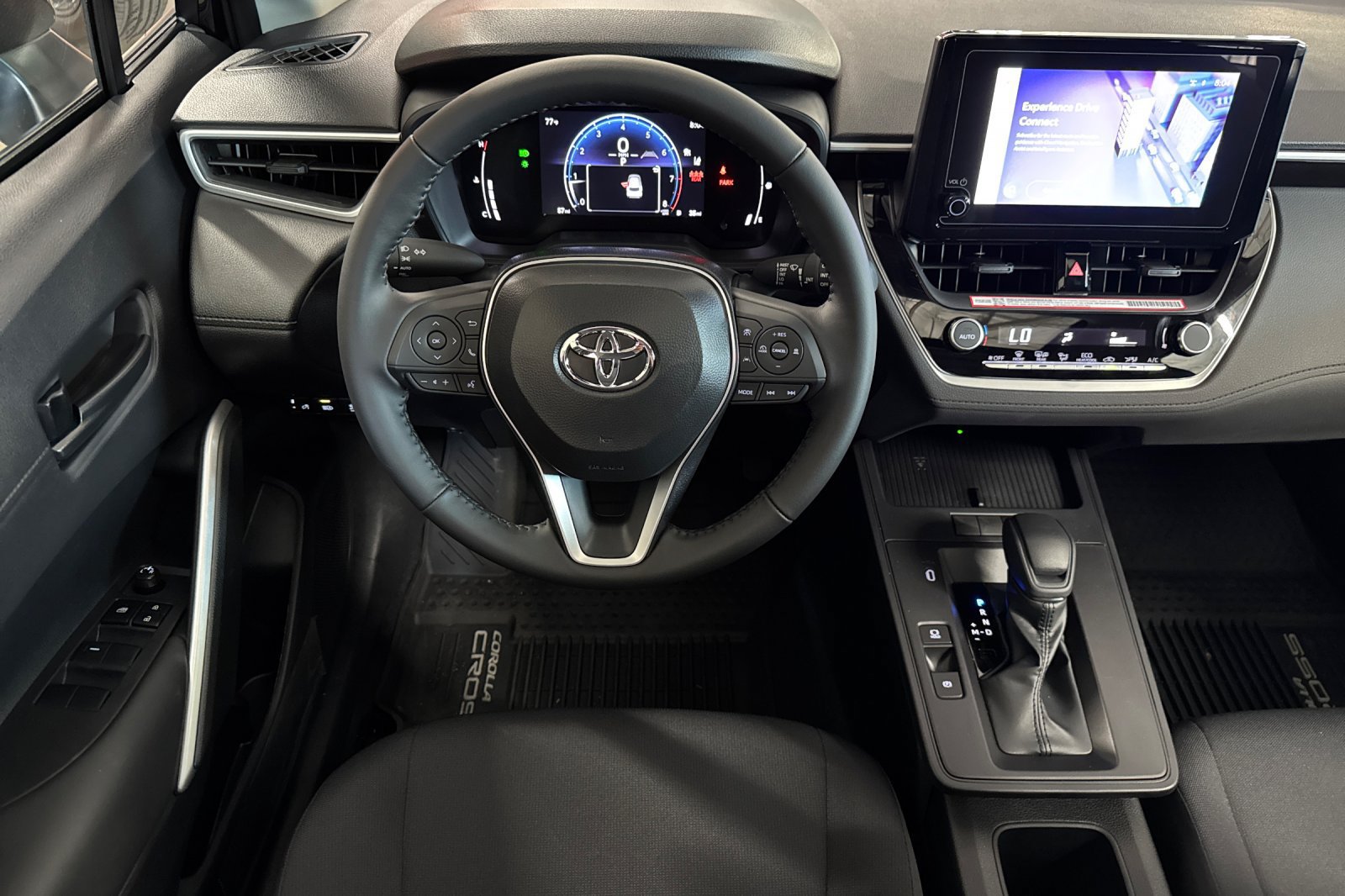 New 2026 Toyota Corolla Cross LE w/ Moonroof Package FWD image 17