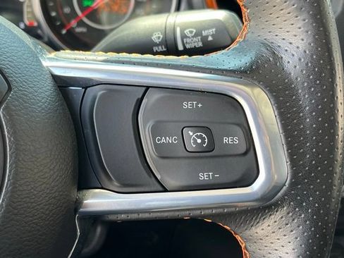 Used 2022 Jeep Gladiator Mojave w/ LED Lighting Group AWD/4WD image 18