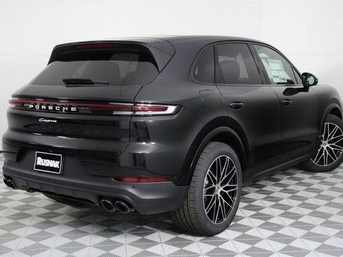 New 2026 Porsche Cayenne image 7