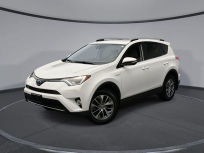 Used 2017 Toyota RAV4 XLE w/ All Weather Liner Package