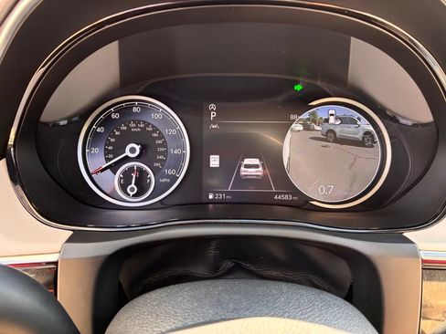 Used 2022 Genesis GV70 2.5T w/ Advanced Package AWD/4WD image 36