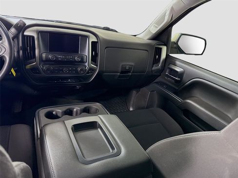 Used 2017 Chevrolet Silverado 1500 LT w/ All Star Edition image 15