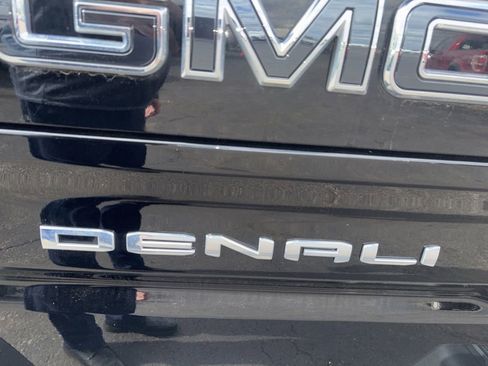 Used 2023 GMC Sierra 1500 Denali Ultimate AWD/4WD image 7