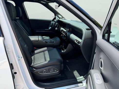 Used 2026 Hyundai Palisade Calligraphy FWD image 14