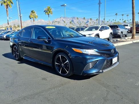 Used 2020 Toyota Camry XSE image 32