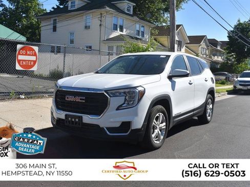 Used 2024 GMC Terrain SLE AWD/4WD image 2
