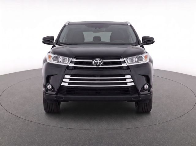 Used 2019 Toyota Highlander Limited Platinum AWD/4WD image 5