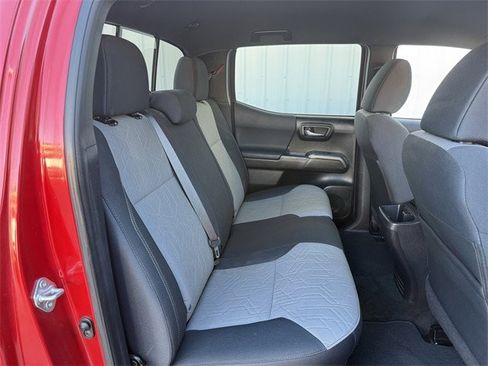 Used 2021 Toyota Tacoma TRD Sport image 33