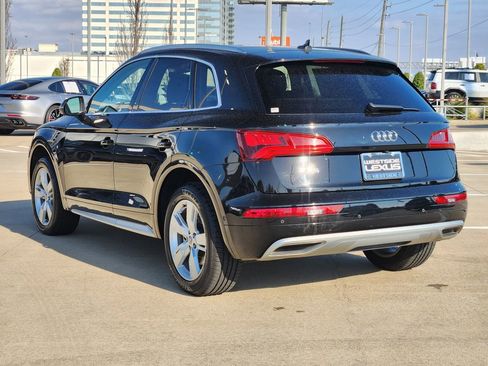 Used 2019 Audi Q5 Prestige w/ Prestige Package image 5