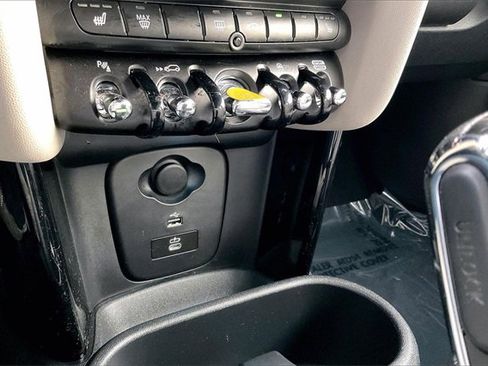 Used 2023 MINI Cooper SE image 31