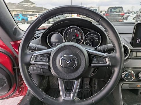 Used 2022 MAZDA MX-5 Miata Grand Touring image 9