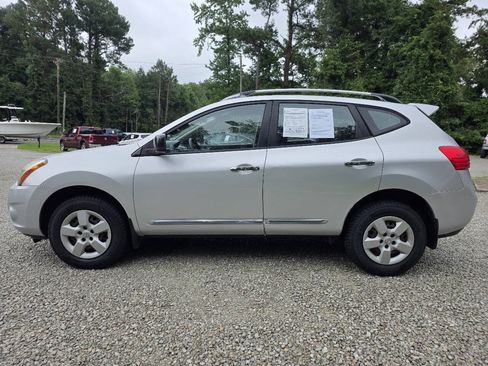 Used 2014 Nissan Rogue S w/ Convenience Package AWD/4WD image 2
