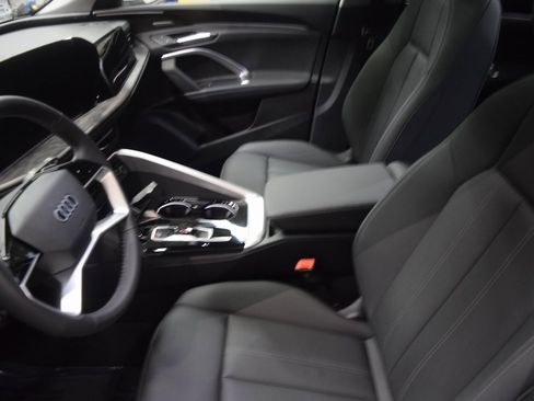 New 2025 Audi Q5 Premium Plus w/ Premium Plus image 4