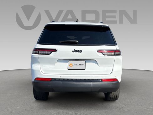 Used 2023 Jeep Grand Cherokee L Laredo image 21