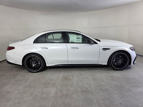 New 2026 Mercedes-Benz E 53 AMG e 4MATIC Sedan image 3