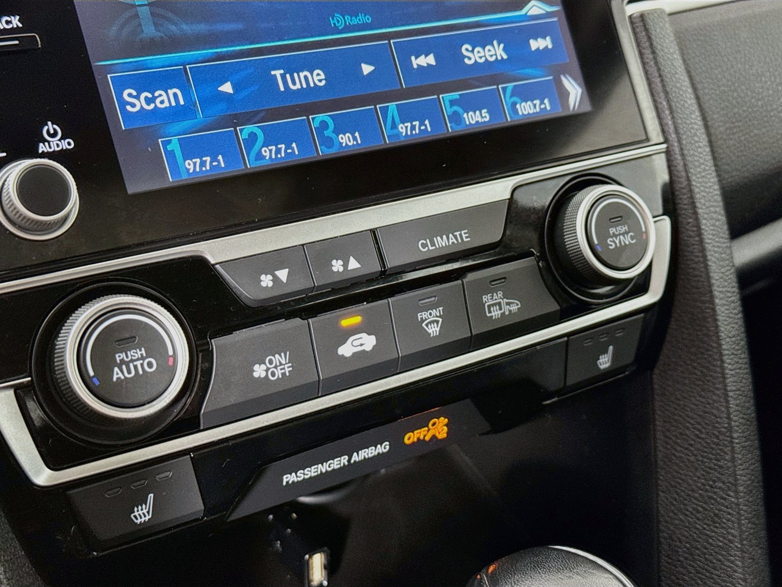 Used 2021 Honda Civic EX-L image 18