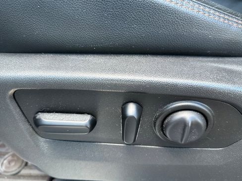 Used 2020 GMC Sierra 1500 AT4 w/ AT4 Premium Package image 12