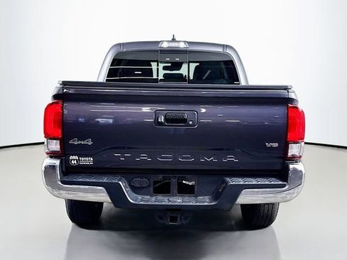 Used 2023 Toyota Tacoma SR5 AWD/4WD image 5