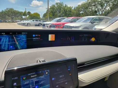 Certified 2026 Lincoln Nautilus Premier w/ Equipment Group 102A AWD/4WD image 27