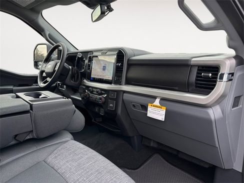 New 2026 Ford F250 XLT w/ XLT Premium Package image 10
