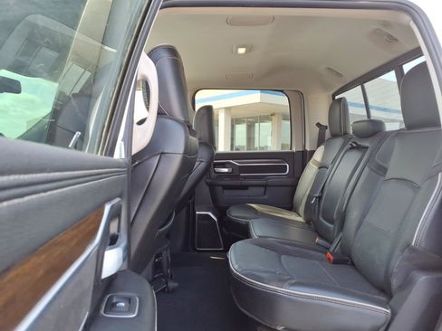 Used 2024 RAM 2500 Laramie AWD/4WD image 11