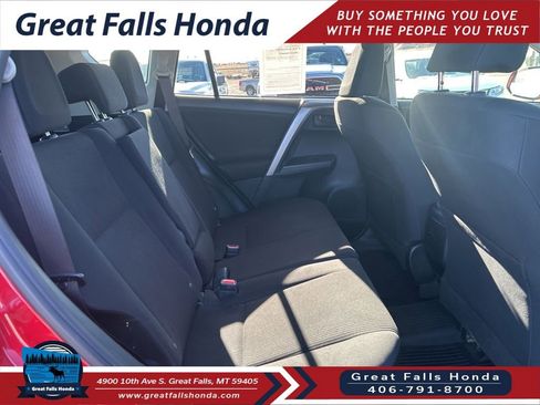 Used 2017 Toyota RAV4 LE w/ All Weather Liner Package image 28