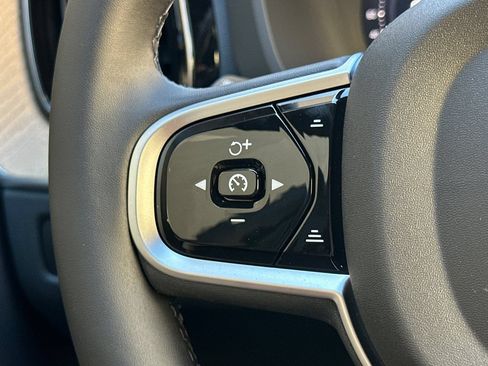 Certified 2026 Volvo XC60 B5 Plus w/ Protection Package Premier AWD/4WD image 27