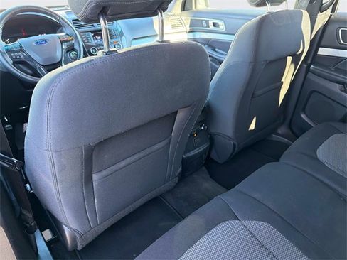 Used 2017 Ford Explorer XLT image 17
