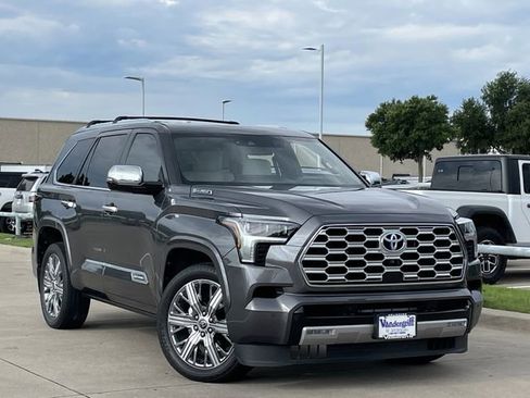 Used 2024 Toyota Sequoia Capstone AWD/4WD image 2