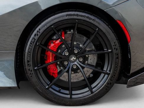 Certified 2019 Ferrari 488 Pista Coupe RWD image 64
