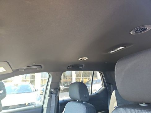 Used 2023 Chevrolet Traverse LT w/ LPO, Floor Liner Package image 8