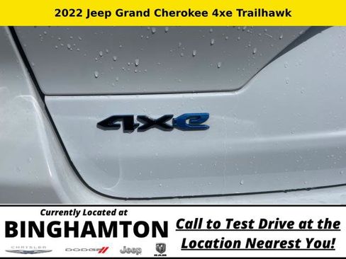Used 2022 Jeep Grand Cherokee Trailhawk image 8