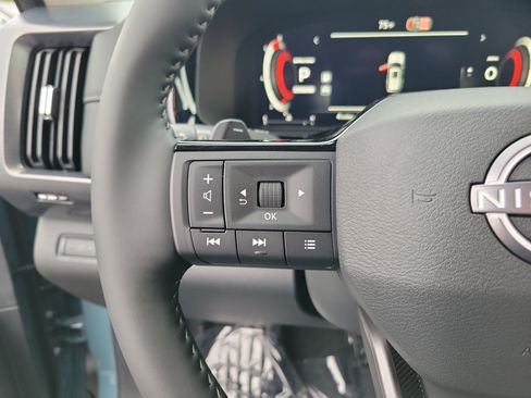 New 2026 Nissan Pathfinder SL FWD image 22