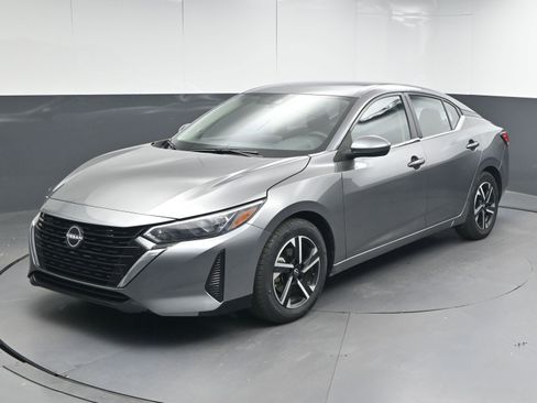 Certified 2024 Nissan Sentra SV image 4