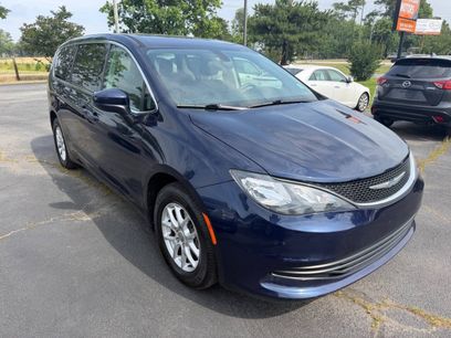Used 2018 Chrysler Pacifica LX