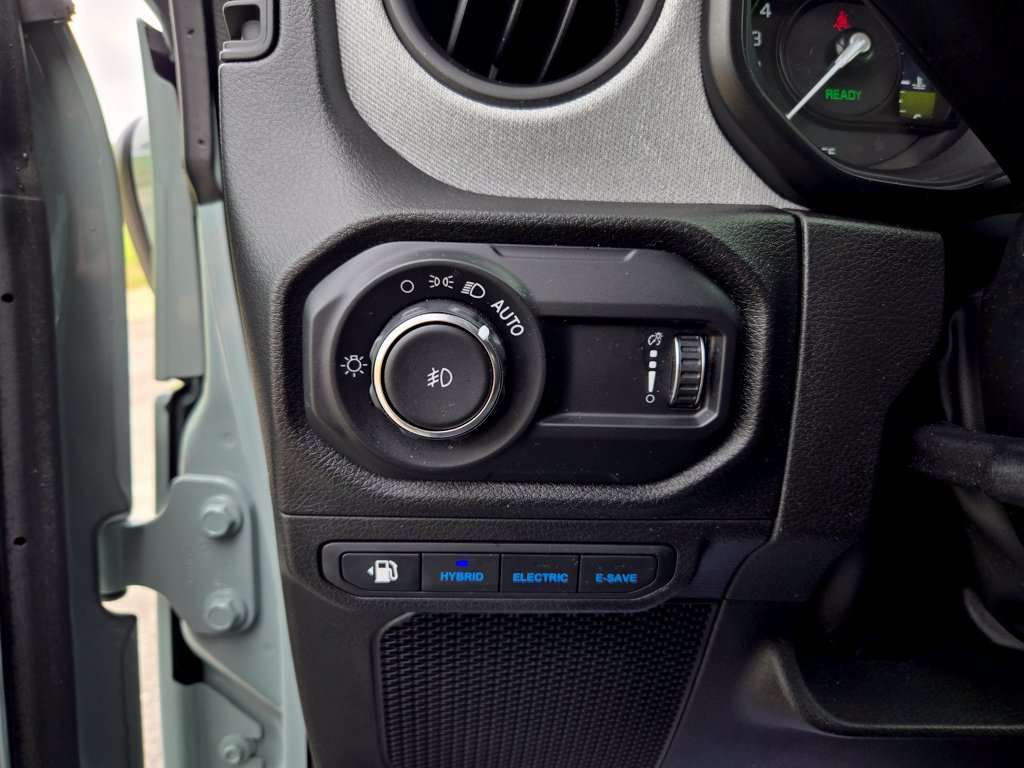Used 2024 Jeep Wrangler Unlimited AWD/4WD image 14