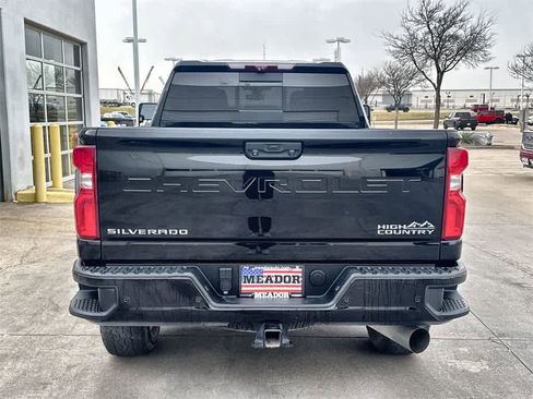 Used 2023 Chevrolet Silverado 2500 High Country w/ Z71 Off-Road Package image 5