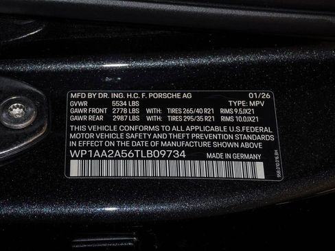 New 2026 Porsche Macan image 30