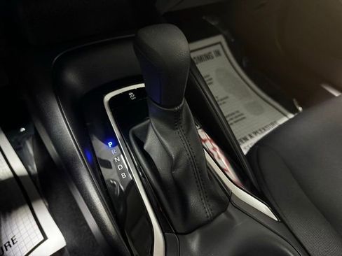 Used 2023 Toyota Corolla LE image 19